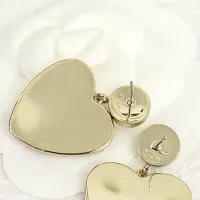 Cheap Chanel Earrings For Women #1425159 Replica Wholesale [$32.00 USD] [ITEM#1425159] on Replica Chanel Earrings