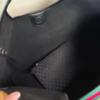 Cheap Gucci AAA Quality Handbags For Women #1425208 Replica Wholesale [$88.00 USD] [ITEM#1425208] on Replica Gucci AAA Quality Handbags