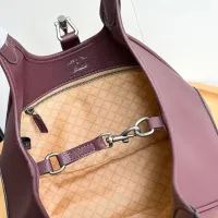 Cheap Gucci AAA Quality Shoulder Bags In 26*23*11cm For Women #1425217 Replica Wholesale [$85.00 USD] [ITEM#1425217] on Replica Gucci AAA Quality Shoulder Bags