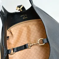 Cheap Gucci AAA Quality Shoulder Bags In 26*23*11cm For Women #1425218 Replica Wholesale [$85.00 USD] [ITEM#1425218] on Replica Gucci AAA Quality Shoulder Bags