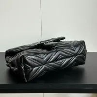 Cheap Gucci AAA Quality Shoulder Bags In 23*17*9cm For Women #1425221 Replica Wholesale [$85.00 USD] [ITEM#1425221] on Replica Gucci AAA Quality Shoulder Bags