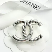 Cheap Chanel Brooches For Women #1425325 Replica Wholesale [$29.00 USD] [ITEM#1425325] on Replica Chanel Brooches