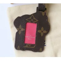 Cheap Louis Vuitton LV Key Holder And Bag Buckle #1425370 Replica Wholesale [$27.00 USD] [ITEM#1425370] on Replica Louis Vuitton LV Key Holder And Bag Buckle