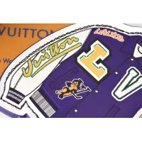 Cheap Louis Vuitton LV Key Holder And Bag Buckle #1425371 Replica Wholesale [$27.00 USD] [ITEM#1425371] on Replica Louis Vuitton LV Key Holder And Bag Buckle