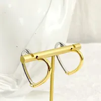 Cheap Celine Earrings For Women #1426202 Replica Wholesale [$32.00 USD] [ITEM#1426202] on Replica Celine Earrings