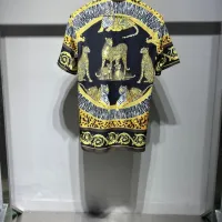 Cheap Versace Tracksuits Short Sleeved For Unisex #1428345 Replica Wholesale [$60.00 USD] [ITEM#1428345] on Replica Versace Tracksuits