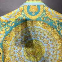 Cheap Versace Tracksuits Short Sleeved For Unisex #1428353 Replica Wholesale [$60.00 USD] [ITEM#1428353] on Replica Versace Tracksuits