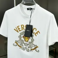 Cheap Versace T-Shirts Short Sleeved For Unisex #1430370 Replica Wholesale [$72.00 USD] [ITEM#1430370] on Replica Versace T-Shirts