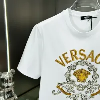 Cheap Versace T-Shirts Short Sleeved For Unisex #1430370 Replica Wholesale [$72.00 USD] [ITEM#1430370] on Replica Versace T-Shirts
