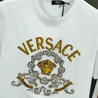 Cheap Versace T-Shirts Short Sleeved For Unisex #1430370 Replica Wholesale [$72.00 USD] [ITEM#1430370] on Replica Versace T-Shirts