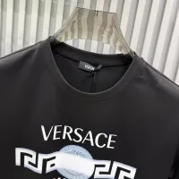 Cheap Versace T-Shirts Short Sleeved For Unisex #1430513 Replica Wholesale [$72.00 USD] [ITEM#1430513] on Replica Versace T-Shirts