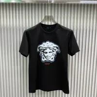 Cheap Versace T-Shirts Short Sleeved For Unisex #1430524 Replica Wholesale [$72.00 USD] [ITEM#1430524] on Replica Versace T-Shirts