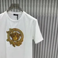 Cheap Versace T-Shirts Short Sleeved For Unisex #1430532 Replica Wholesale [$82.00 USD] [ITEM#1430532] on Replica Versace T-Shirts