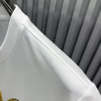 Cheap Versace T-Shirts Short Sleeved For Unisex #1430533 Replica Wholesale [$82.00 USD] [ITEM#1430533] on Replica Versace T-Shirts