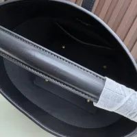 Cheap Yves Saint Laurent YSL AAA Quality Messenger Bags For Women #1431785 Replica Wholesale [$98.00 USD] [ITEM#1431785] on Replica Yves Saint Laurent YSL AAA Quality Messenger Bags