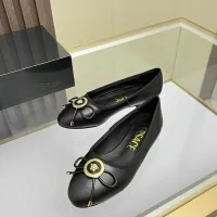 Cheap Versace Flat Shoes For Women #1432021 Replica Wholesale [$82.00 USD] [ITEM#1432021] on Replica Versace Flat Shoes