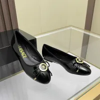 Cheap Versace Flat Shoes For Women #1432022 Replica Wholesale [$82.00 USD] [ITEM#1432022] on Replica Versace Flat Shoes