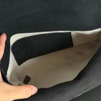 Cheap Gucci AAA Quality Messenger Bags #1432179 Replica Wholesale [$85.00 USD] [ITEM#1432179] on Replica Gucci AAA Quality Messenger Bags