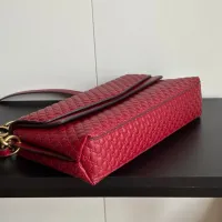 Cheap Gucci AAA Quality Messenger Bags #1432181 Replica Wholesale [$85.00 USD] [ITEM#1432181] on Replica Gucci AAA Quality Messenger Bags