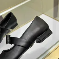 Cheap Versace Flat Shoes For Women #1432230 Replica Wholesale [$82.00 USD] [ITEM#1432230] on Replica Versace Flat Shoes