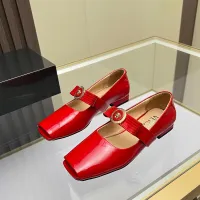 Cheap Versace Flat Shoes For Women #1432231 Replica Wholesale [$82.00 USD] [ITEM#1432231] on Replica Versace Flat Shoes