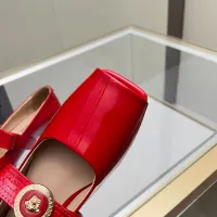 Cheap Versace Flat Shoes For Women #1432231 Replica Wholesale [$82.00 USD] [ITEM#1432231] on Replica Versace Flat Shoes