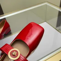 Cheap Versace Flat Shoes For Women #1432232 Replica Wholesale [$82.00 USD] [ITEM#1432232] on Replica Versace Flat Shoes